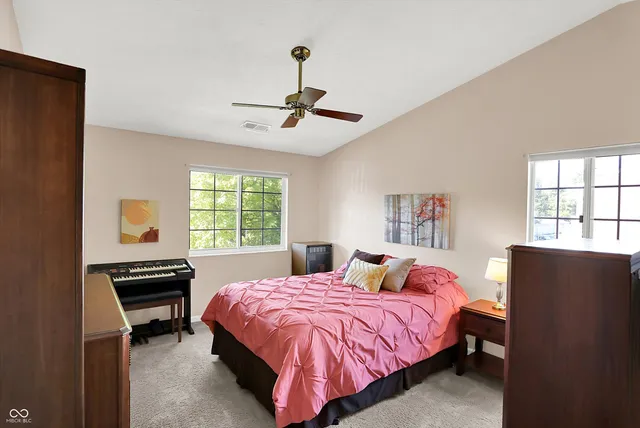 $189,900 | 8354 Glenwillow Lane, Unit 205, Indianapolis, IN 46278