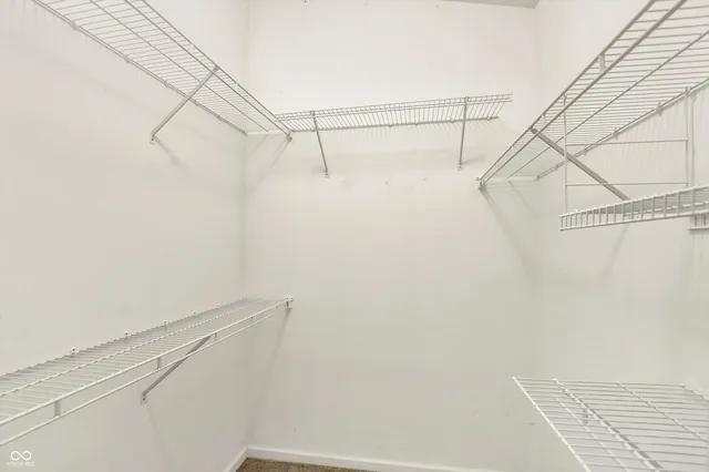 $179,900 | 8354 Glenwillow Lane, Unit 205, Indianapolis, IN 46278