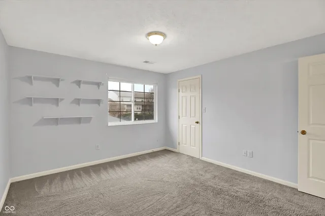 $179,900 | 8354 Glenwillow Lane, Unit 205, Indianapolis, IN 46278