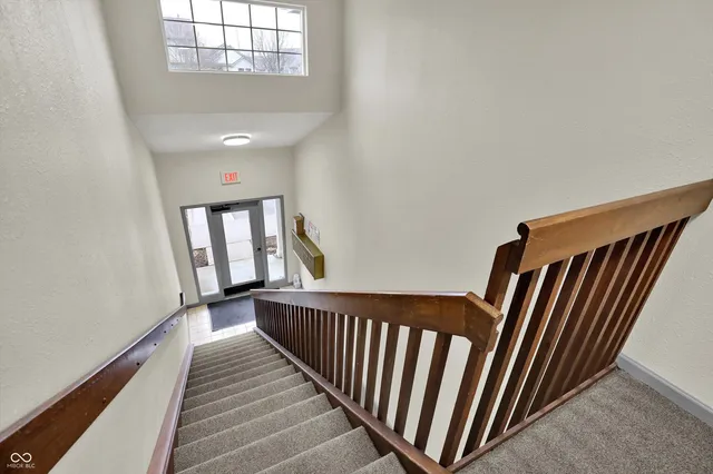 $179,900 | 8354 Glenwillow Lane, Unit 205, Indianapolis, IN 46278