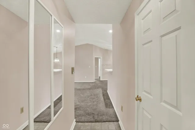 $179,900 | 8354 Glenwillow Lane, Unit 205, Indianapolis, IN 46278