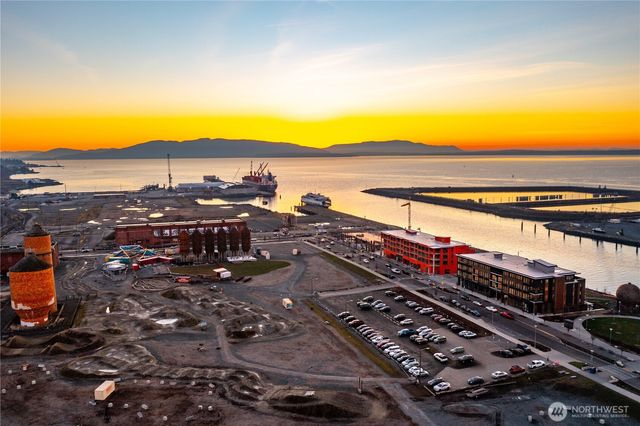 $660,000 | 1025 Granary Avenue, Unit 202, Bellingham, WA 98225