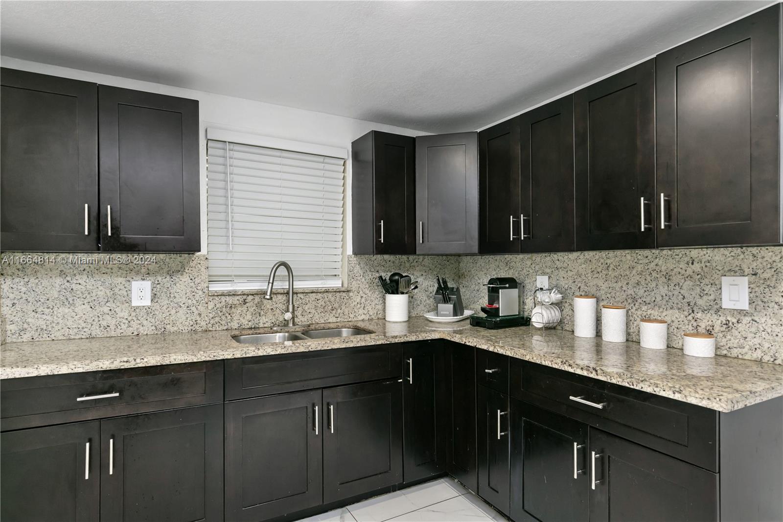 750 East 55th Street Hialeah, FL 33013 - Photo 17 of 66