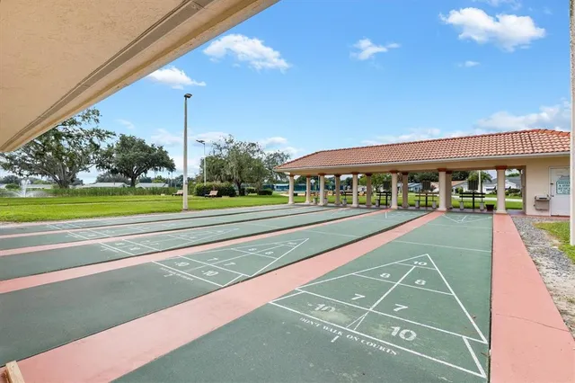 $285,000 | 10195 Southeast 178th Place, Summerfield, FL 34491