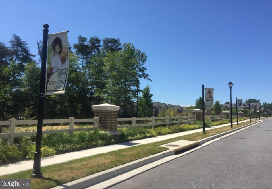 3200 Laurel Hill Road Hanover, MD 21076 - Photo 2 of 24 a view of a garden