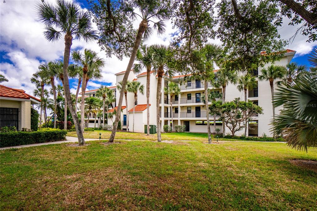 1591 Beach Road, Unit 407 Englewood, FL 34223 - Photo 2 of 58