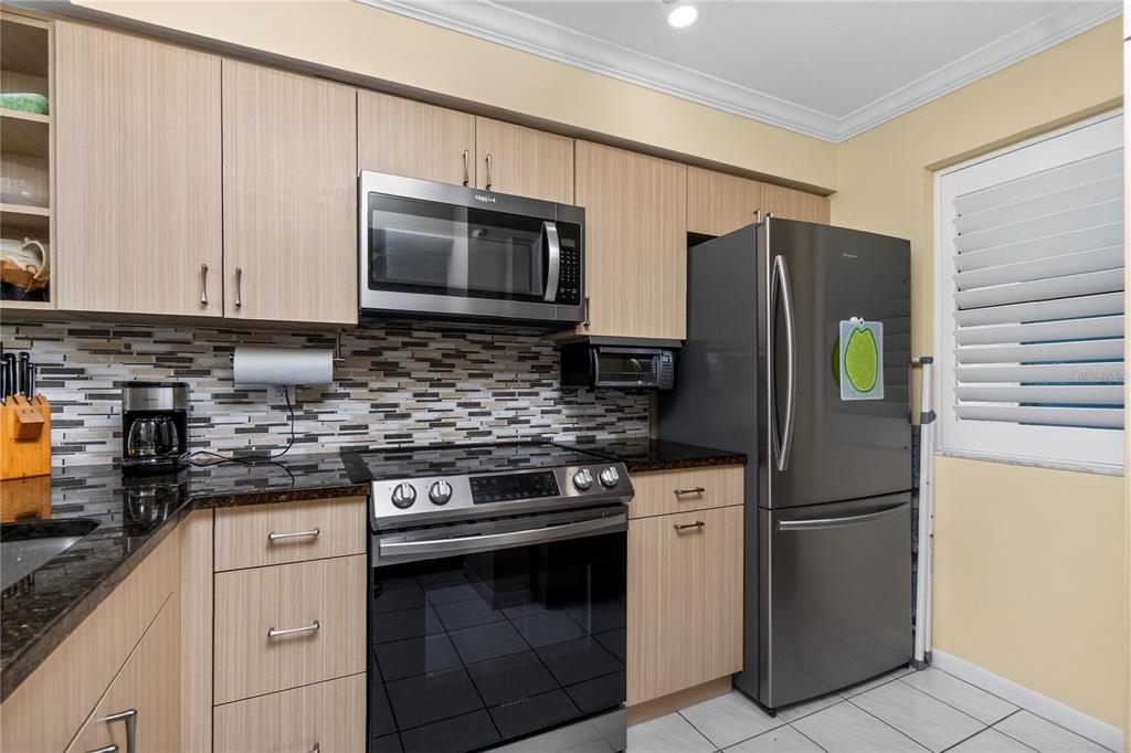 1591 Beach Road, Unit 407 Englewood, FL 34223 - Photo 4 of 58