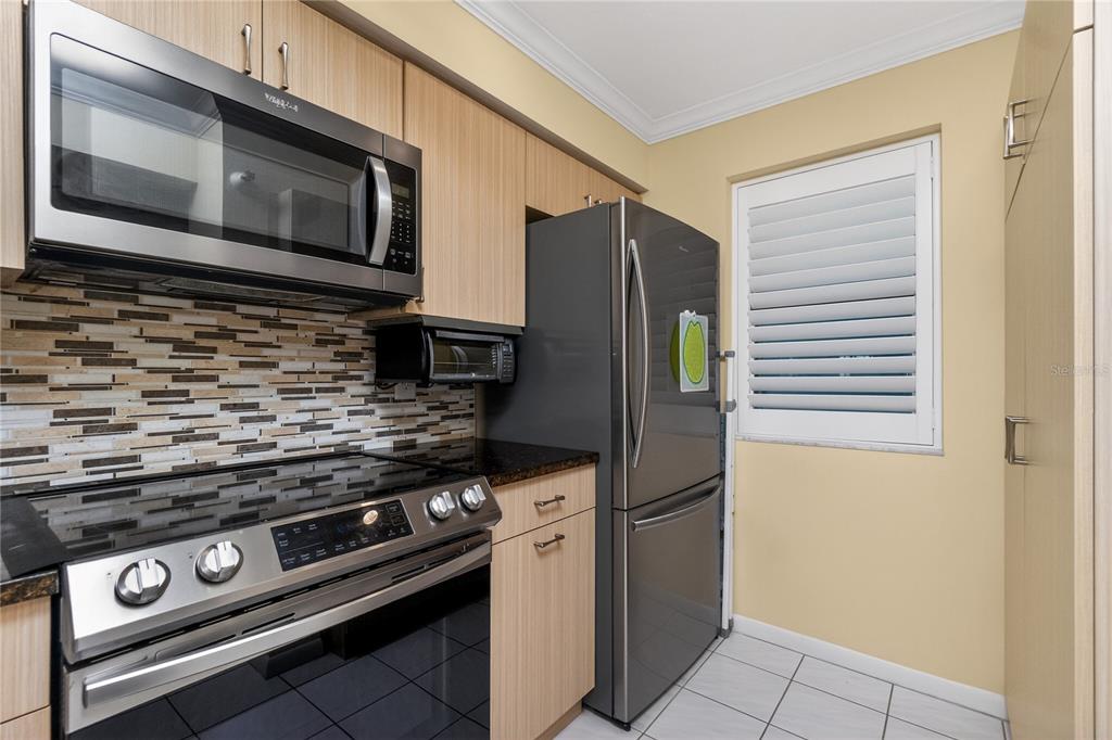 1591 Beach Road, Unit 407 Englewood, FL 34223 - Photo 10 of 58