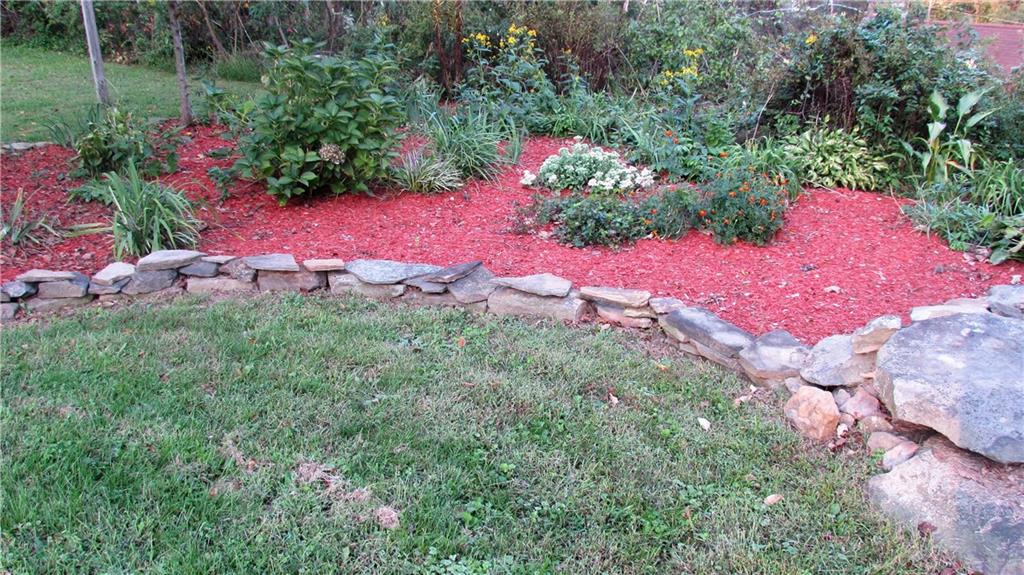 289 Buckeye Road Mount Pleasant, PA 15666 - Photo 23 of 25 Beautiful flower garden