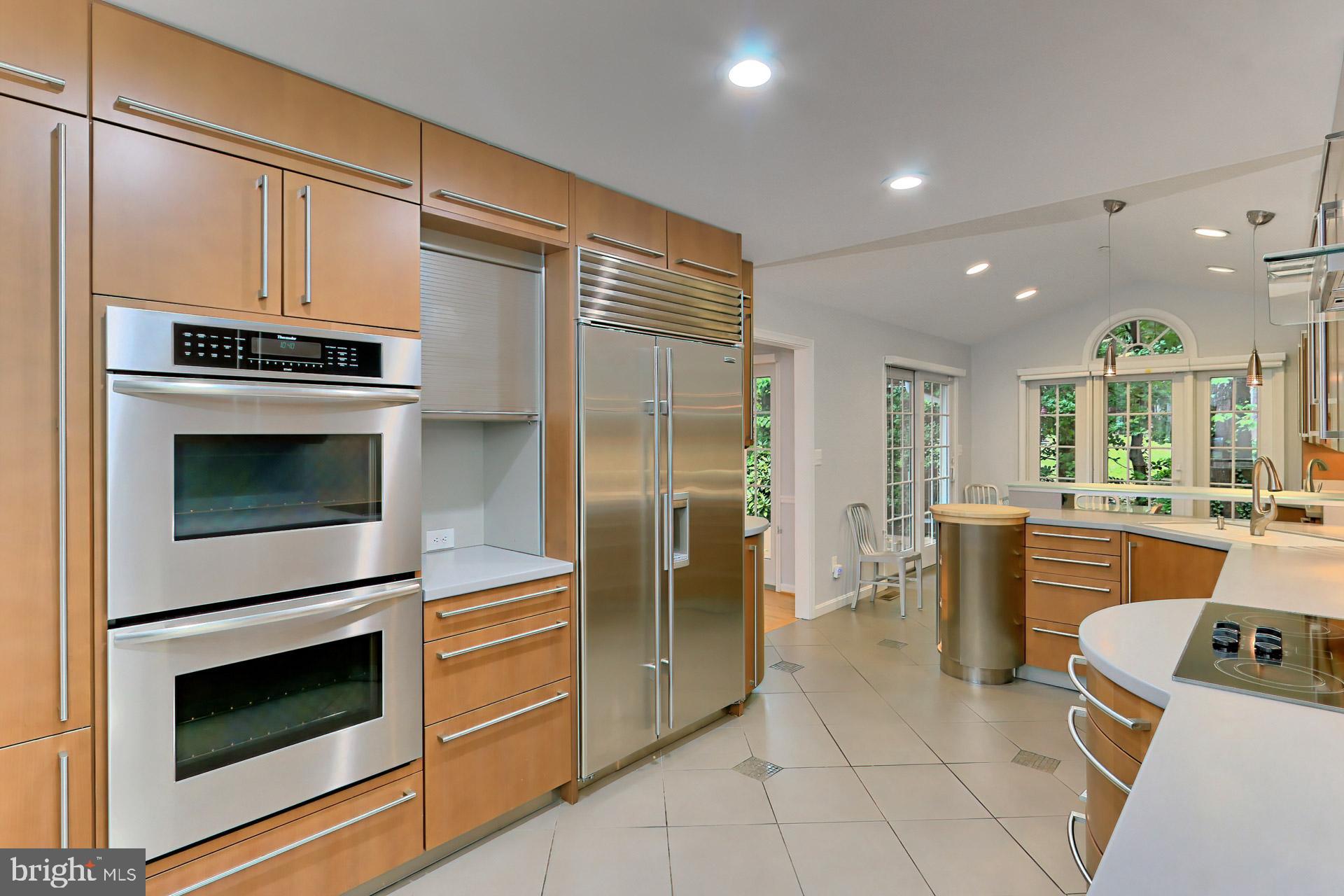 4604 Sleaford Road Annandale, VA 22003 - Photo 13 of 51 Do you see the Sub Zero fridge?
