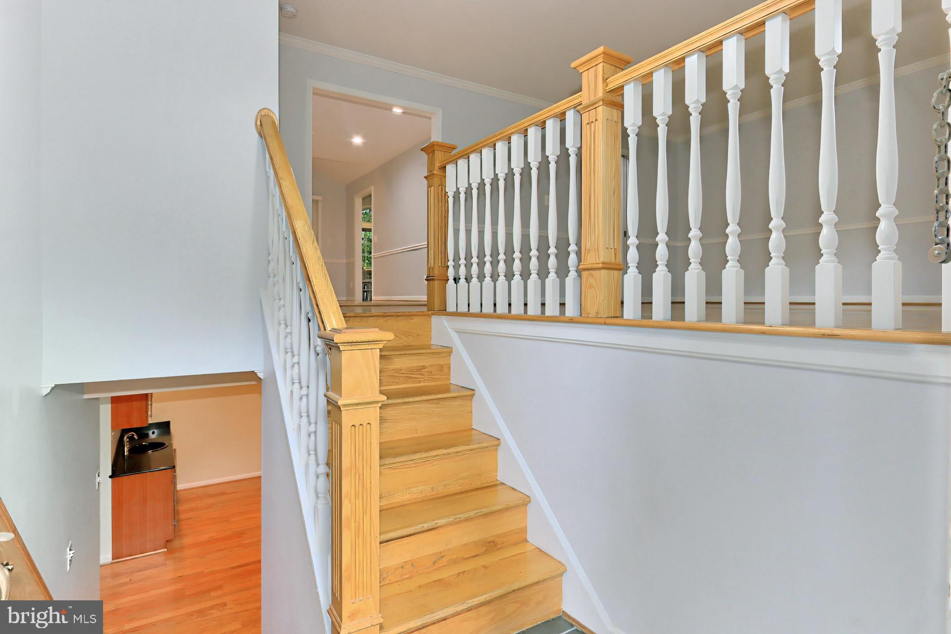 4604 Sleaford Road Annandale, VA 22003 - Photo 7 of 51 Step inside