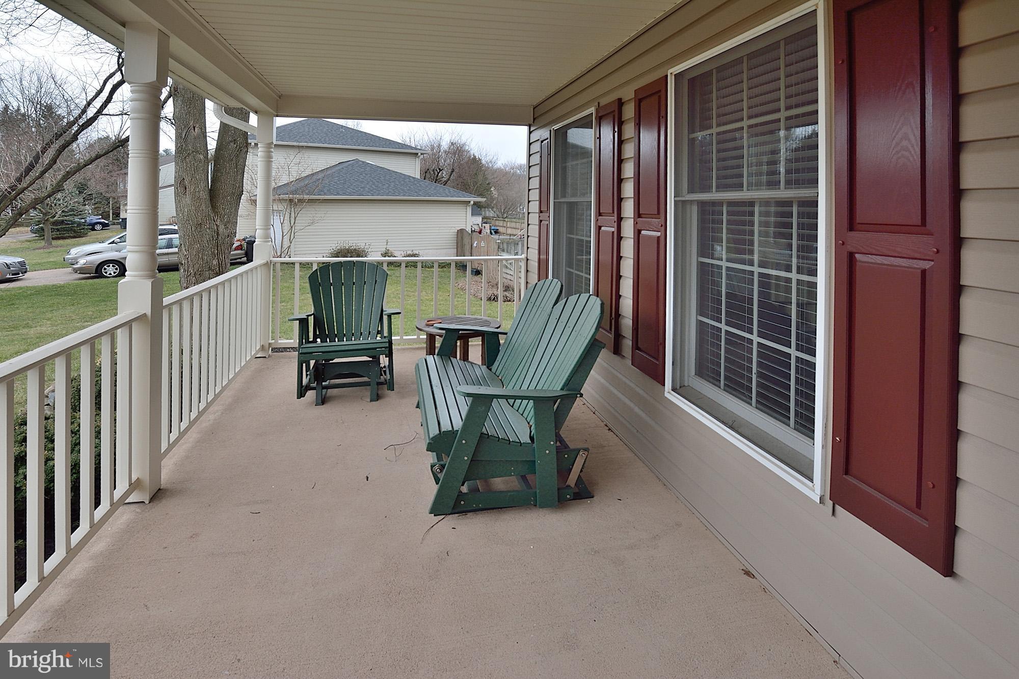 107 Rector Street Sterling, VA 20164 - Photo 2 of 29 Front Porch