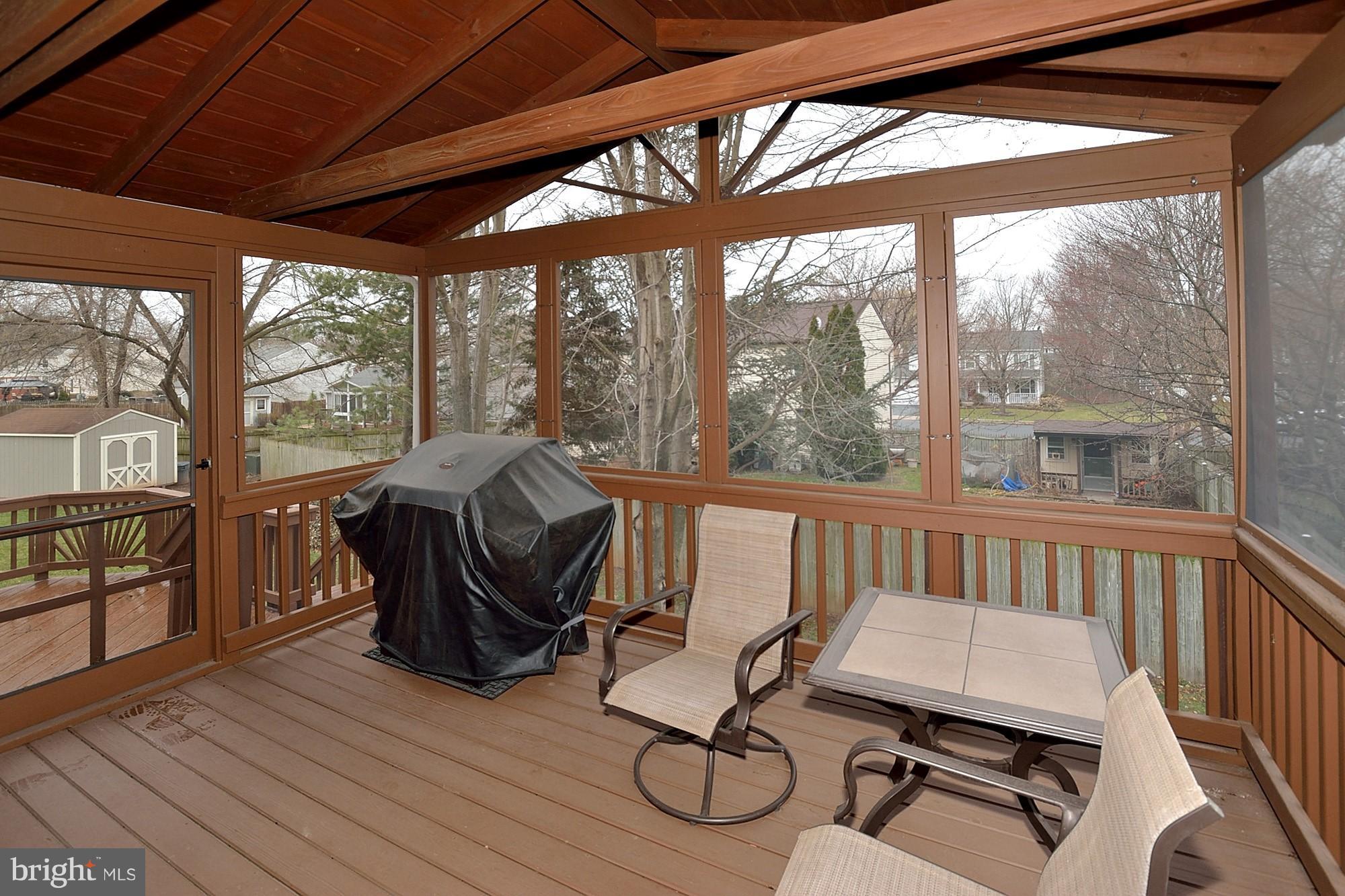 107 Rector Street Sterling, VA 20164 - Photo 28 of 29 Screened in deck