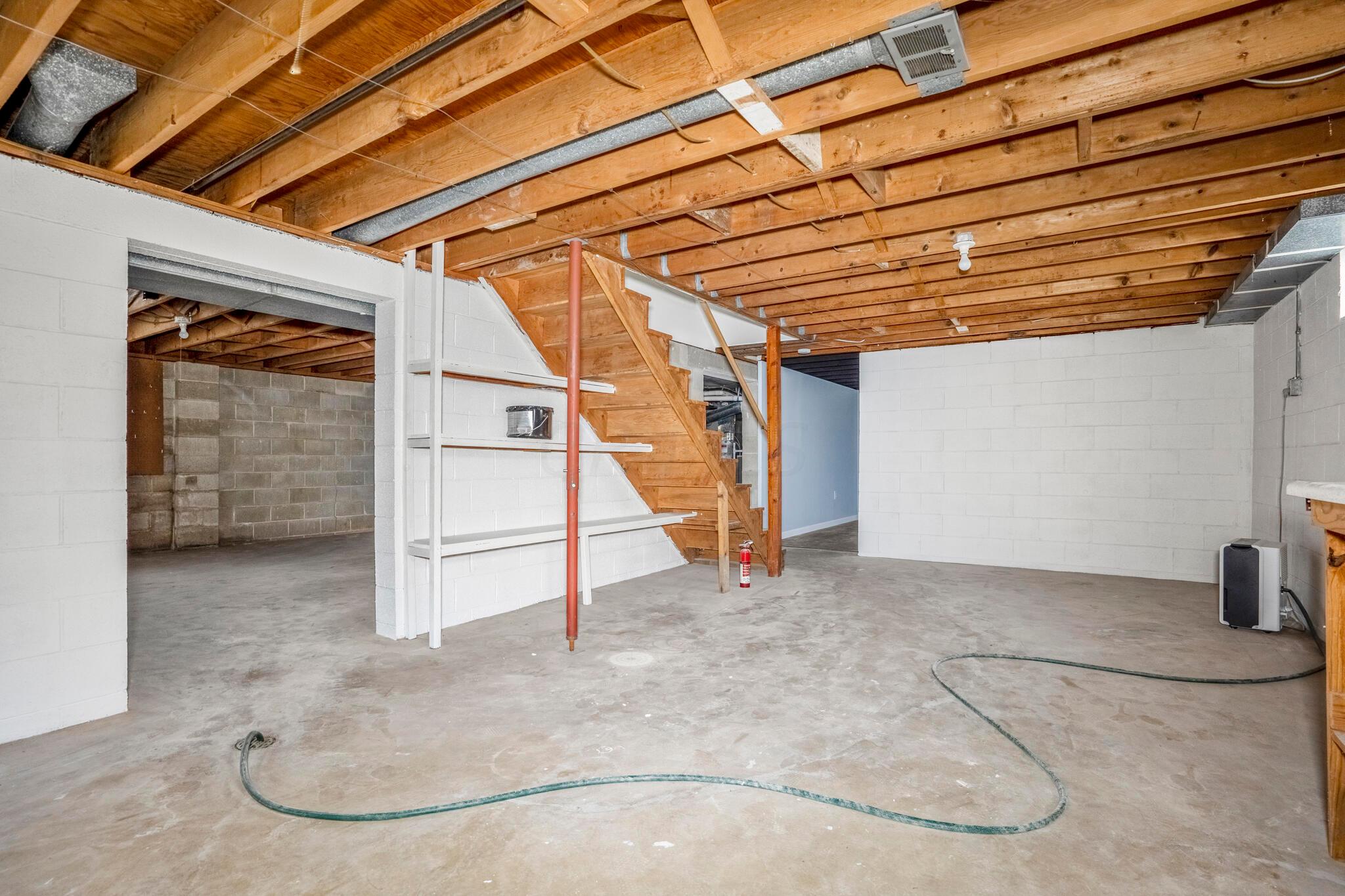 965 Beechwood Road Columbus, OH 43227 - Photo 25 of 32 DSC00764-HDR