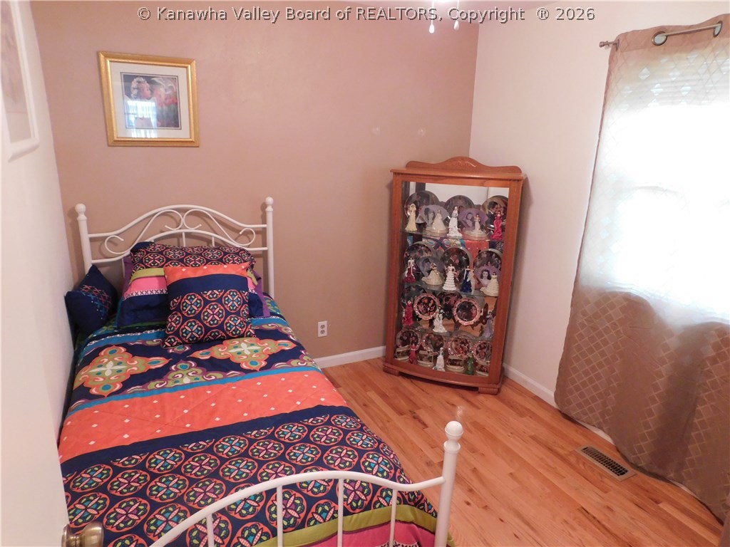111 Rolling Acres Road Winfield, WV 25213 - Photo 9 of 11 Gallery Image 9