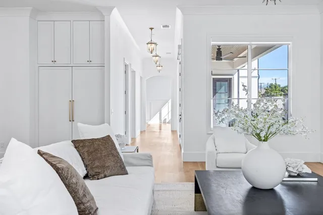 $17,000 | 11021 Royalshire Drive, Dallas, TX 75230