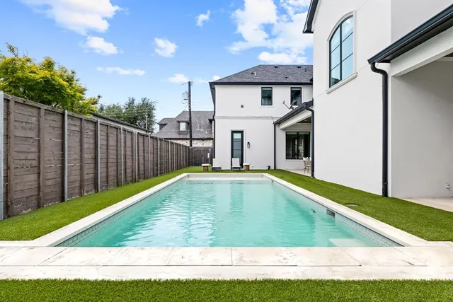 $17,000 | 11021 Royalshire Drive, Dallas, TX 75230