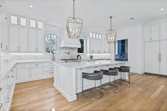 $17,000 | 11021 Royalshire Drive, Dallas, TX 75230