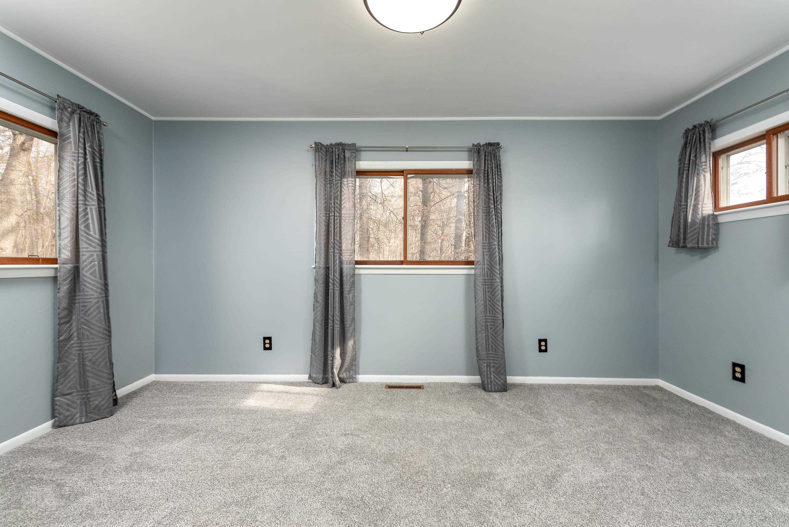 389 South 9 Mile Road Midland, MI 48640 - Photo 24 of 63 1940687-b5ad608d-be10-4ca7-9a12-1db298af5c7d.JPG