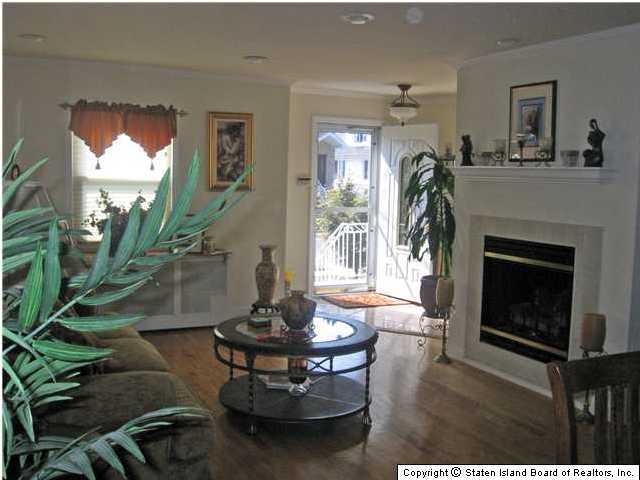 193 Willowbrook Road Staten Island, NY 10302 - Photo 2 of 8 Additional Photo