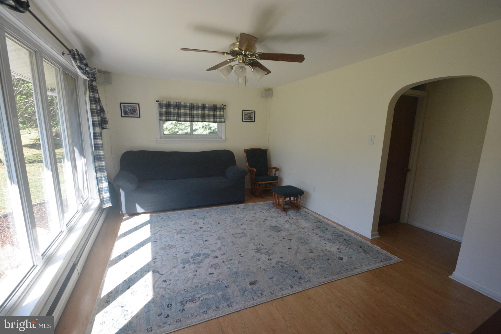 463 Walnuttown Road Fleetwood, PA 19522 - Photo 2 of 21 Gallery Image 2