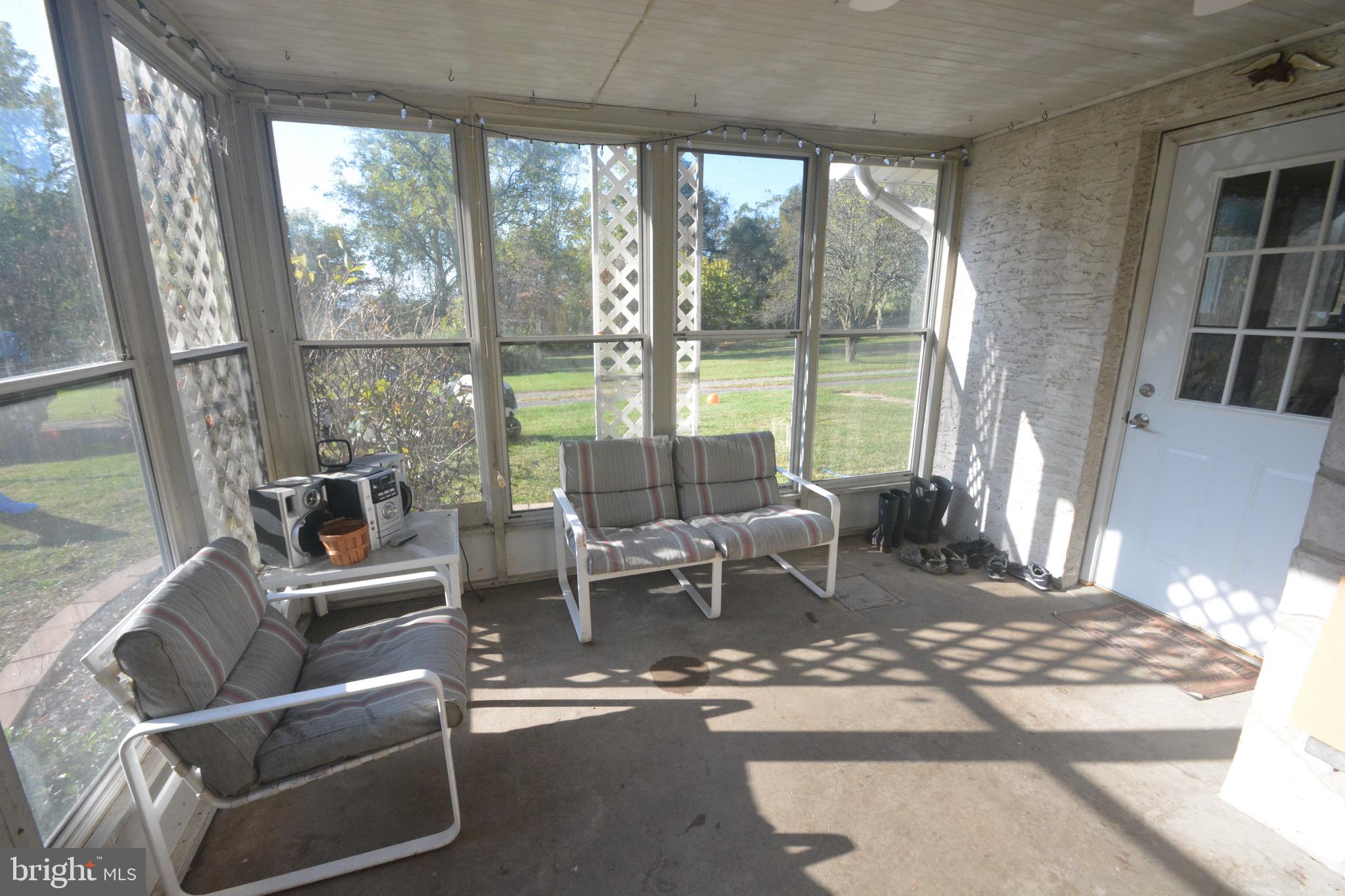 463 Walnuttown Road Fleetwood, PA 19522 - Photo 16 of 21 Gallery Image 16