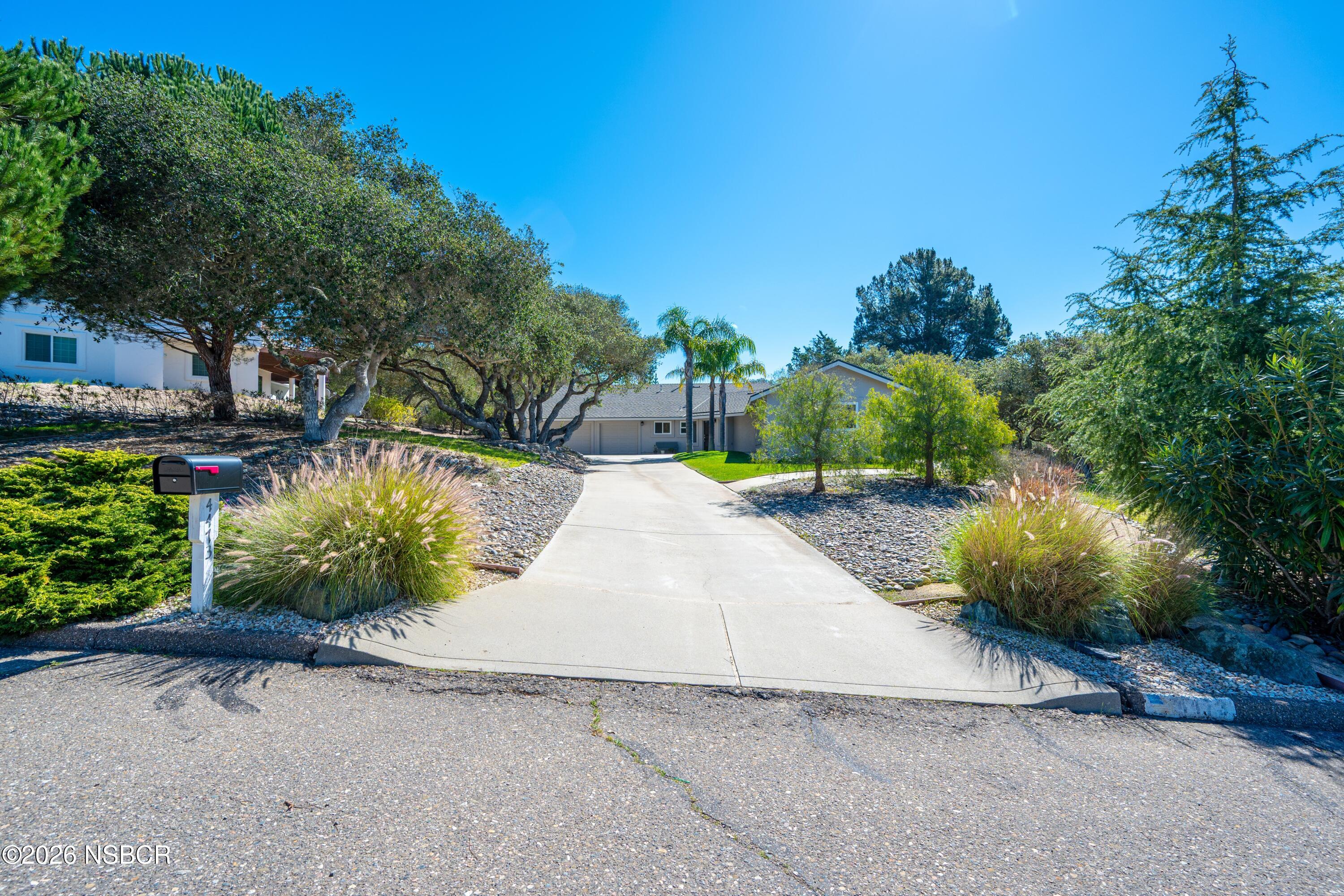 4473 Greenbrier Road Lompoc, CA 93436 - Photo 5 of 54 a view of a back yard