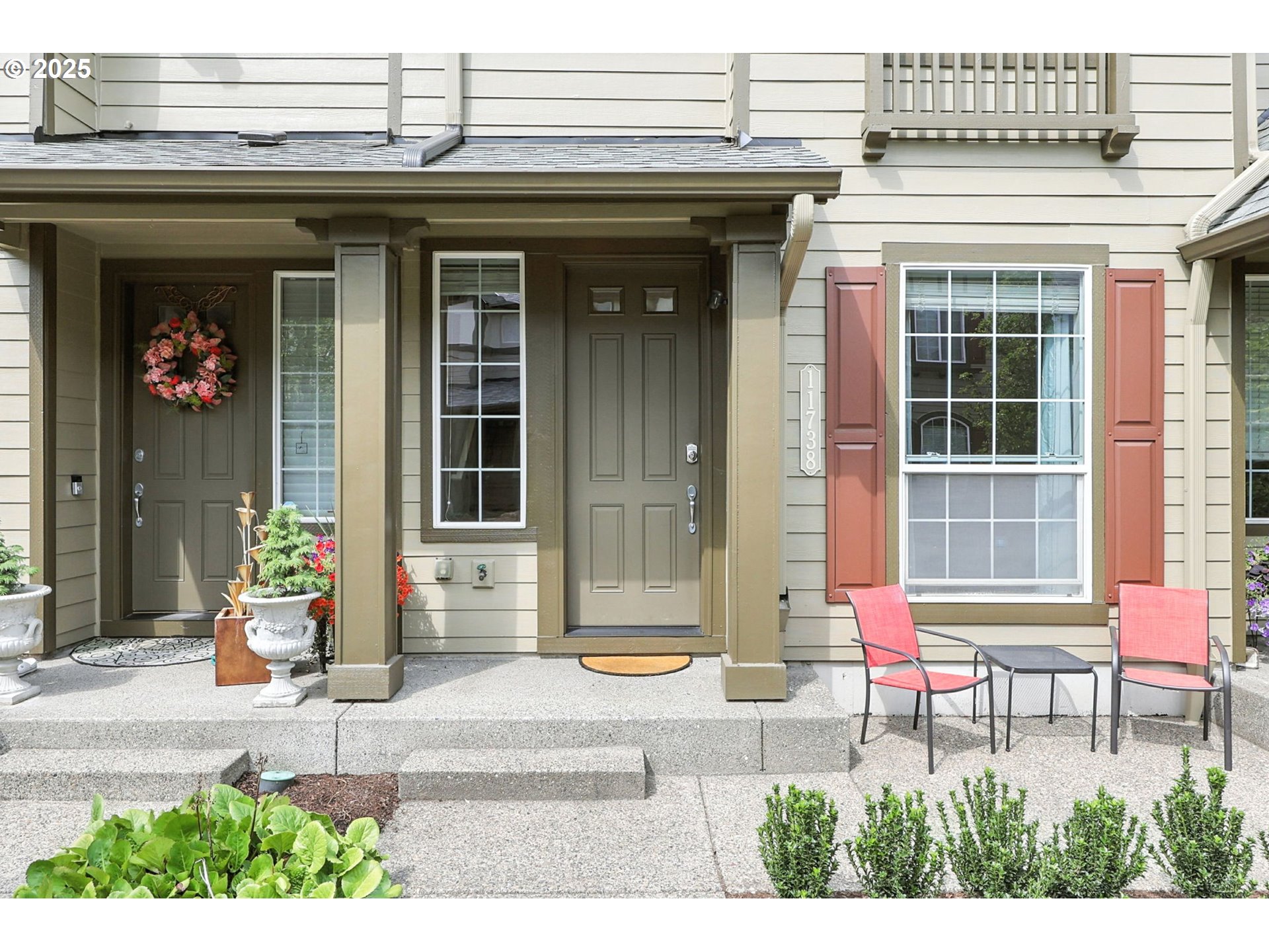 11738 Southwest Waterthrush Terrace Beaverton, OR 97007 - Photo 2 of 38