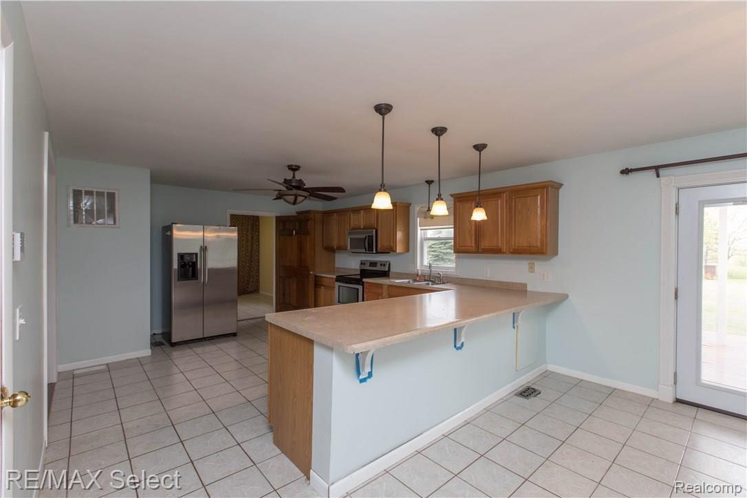 2568 Vandekarr Road Owosso, MI 48867 - Photo 35 of 48 2568 Vandecarr Rd-134.jpg