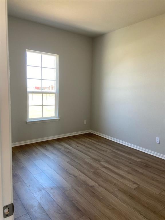 900 County Road 200 Valley View, TX 76272 - Photo 5 of 18