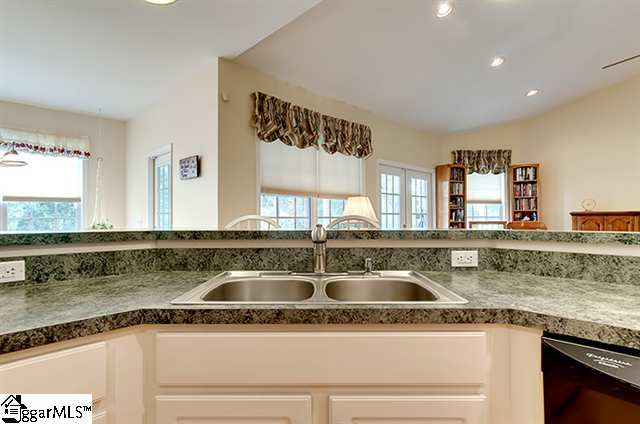 904 Abner Creek Road Greer, SC 29651 - Photo 9 of 25 Gallery Image 9