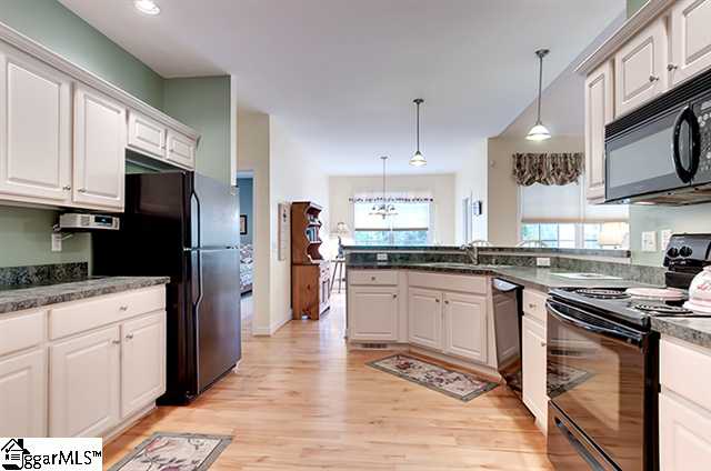 904 Abner Creek Road Greer, SC 29651 - Photo 10 of 25 Gallery Image 10