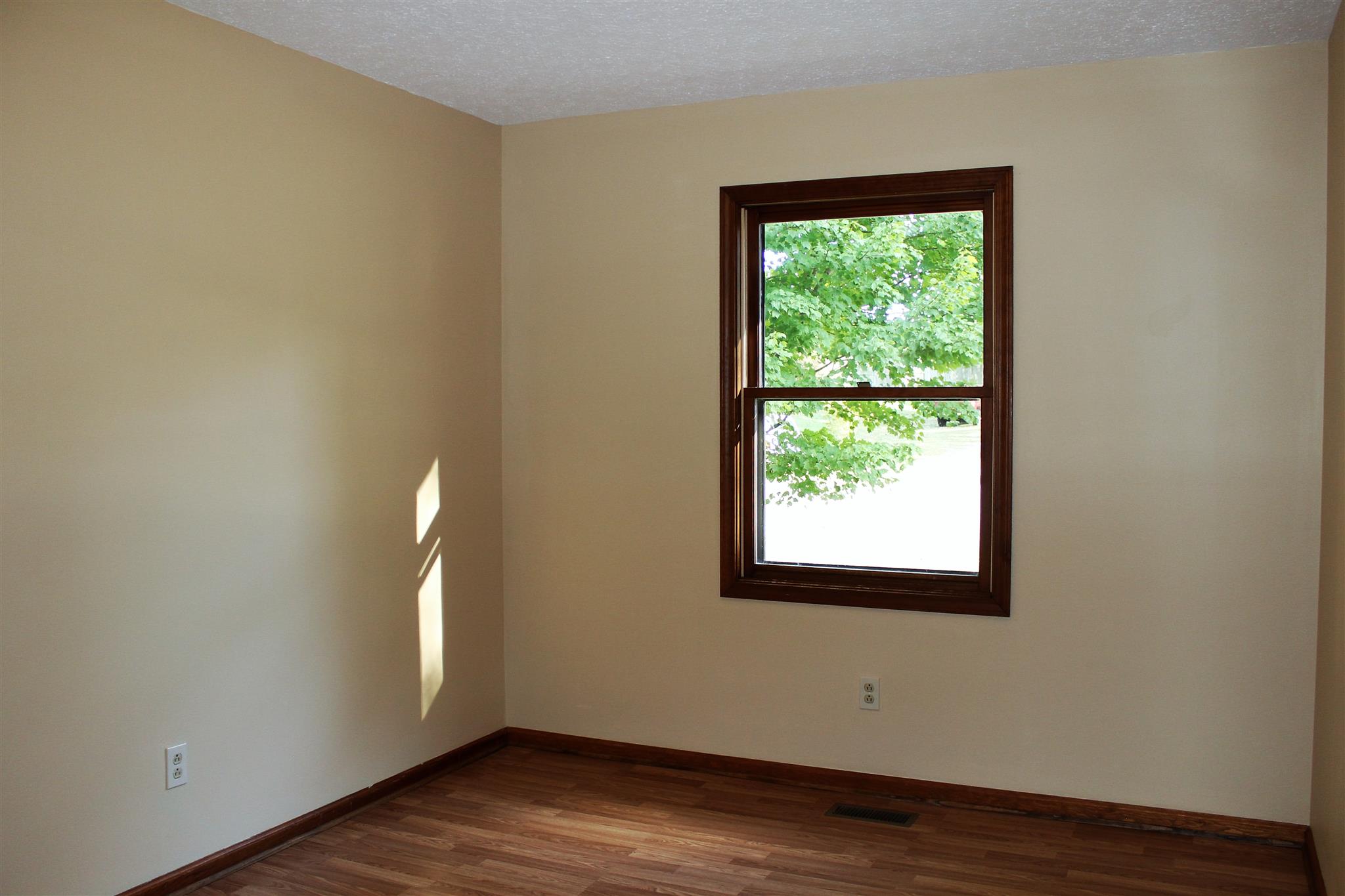 200 Valley Drive Springfield, TN 37172 - Photo 10 of 17 Gallery Image 10