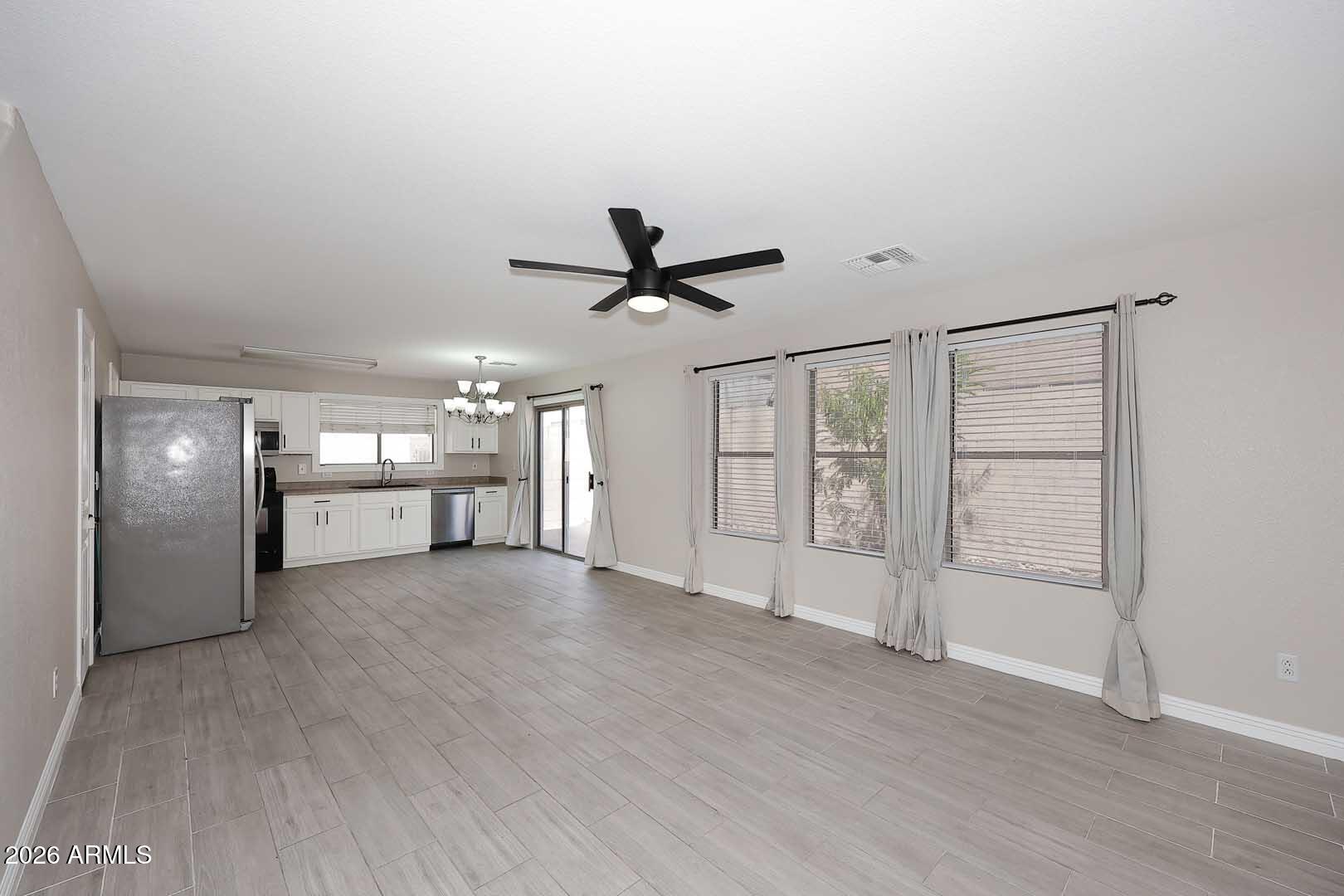 3249 South Chaparral Road Apache Junction, AZ 85119 - Photo 5 of 34