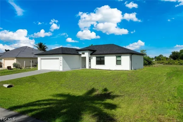 $308,000 | 2008 Northwest 24th Place, Cape Coral, FL 33993