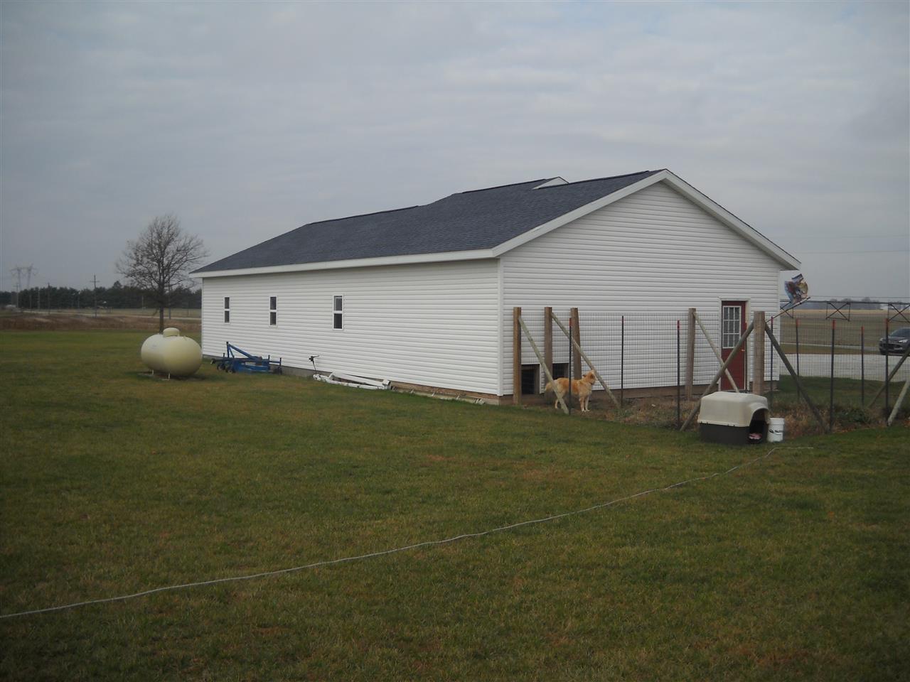 5955 East State Road 14 Rochester, IN 46975 - Photo 8 of 36