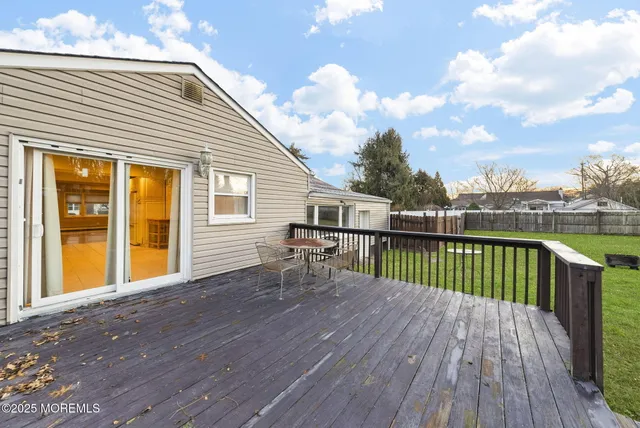 $549,900 | 13 Sanford Street, Manalapan, NJ 07726