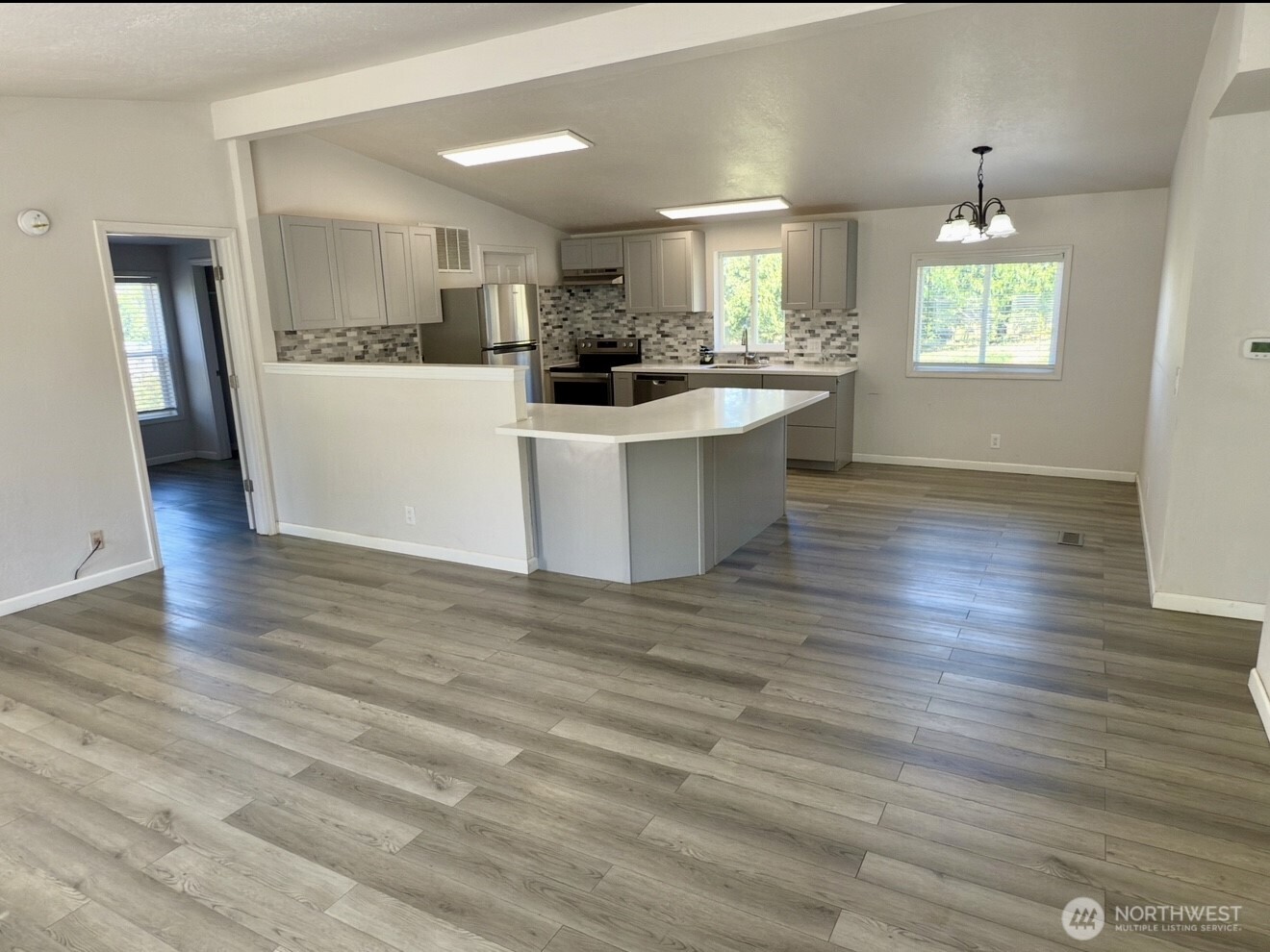 147 Carlson Loop Wenatchee, WA 98801 - Photo 6 of 29 Gallery Image 6