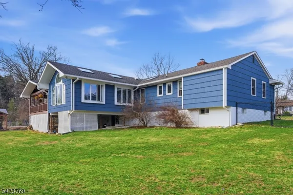 $850,000 | 4 Glencove Road, Morris Plains, NJ 07950