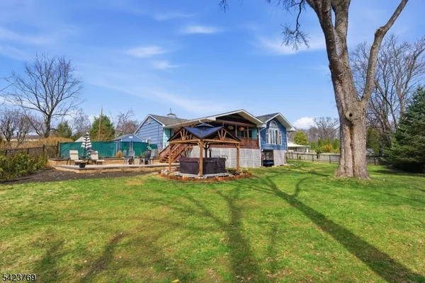 $850,000 | 4 Glencove Road, Morris Plains, NJ 07950