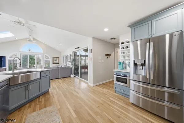 $850,000 | 4 Glencove Road, Morris Plains, NJ 07950