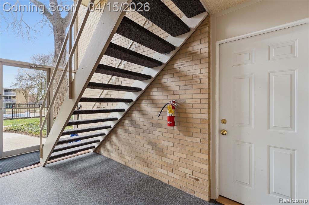 4913 Crooks Road, Unit G1 Royal Oak, MI 48073 - Photo 19 of 23