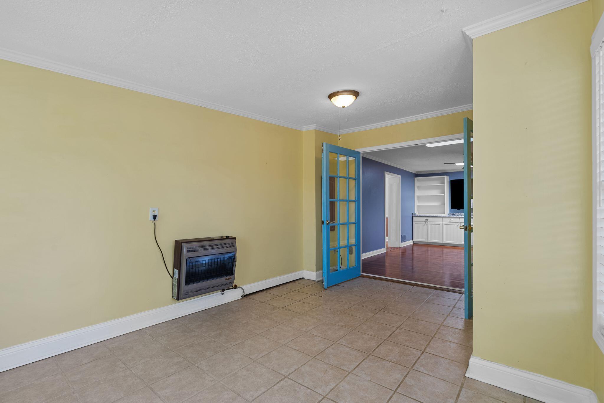 1505 Beacon Hill Road Lexington, KY 40504 - Photo 35 of 68 Sunroom