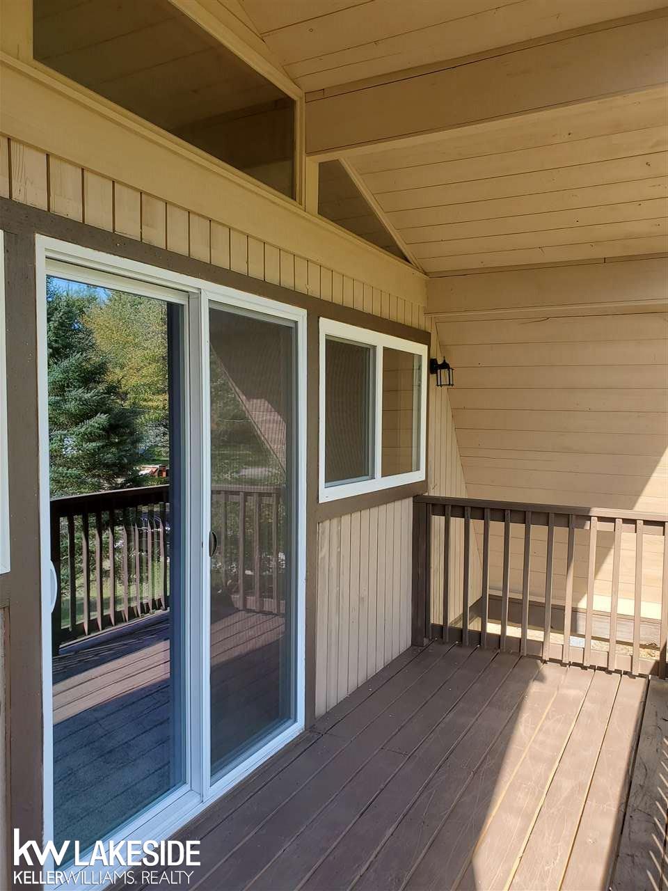 49495 Fuller Road New Baltimore, MI 48051 - Photo 17 of 33