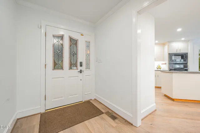 $750,000 | 109 Water Leaf Lane, Cary, NC 27518