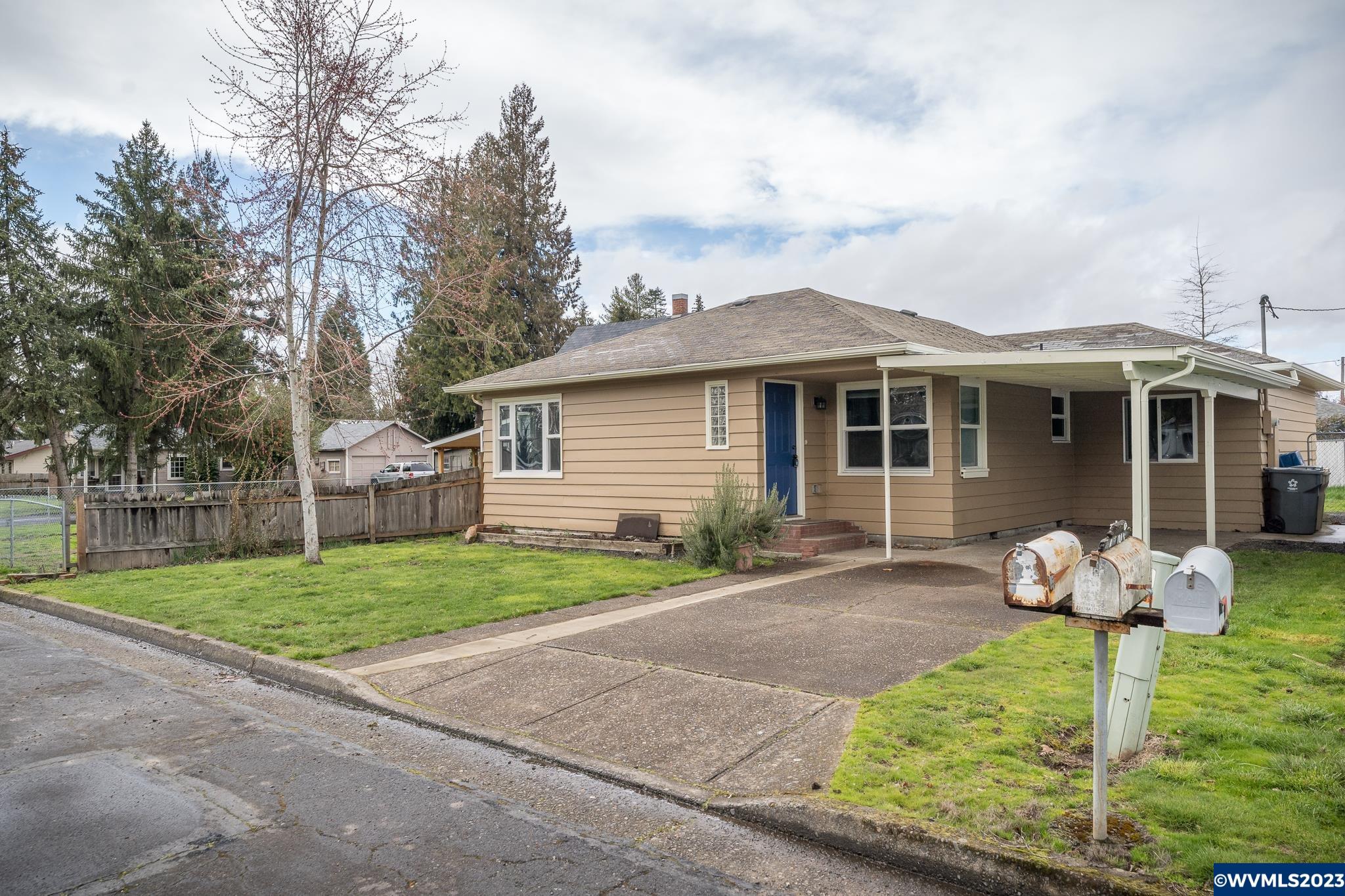 1639 Southwest 16th Avenue Albany, OR 97321 - Photo 3 of 30 Gallery Image 3