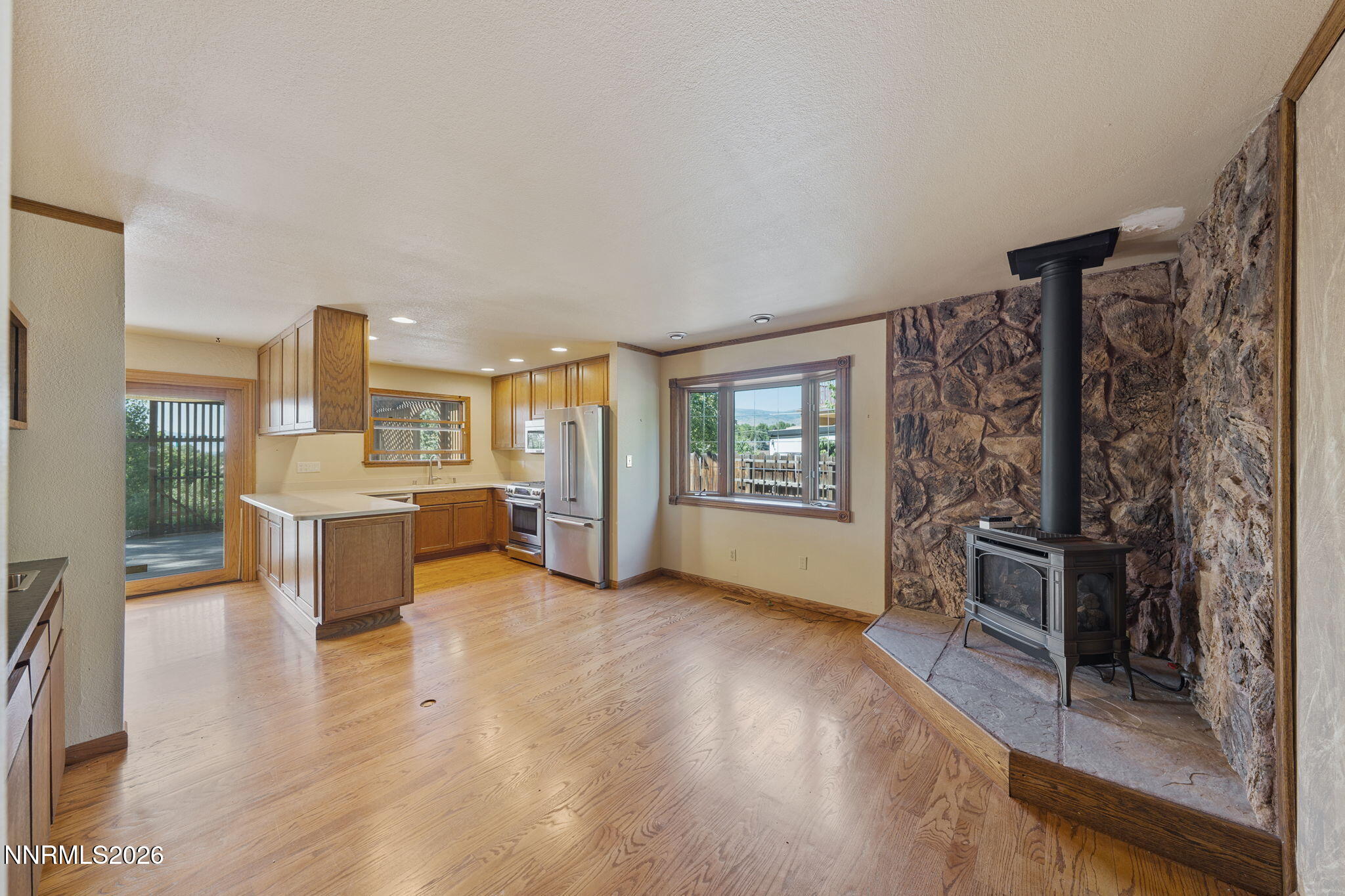 2230 King Edward Drive Reno, NV 89503 - Photo 9 of 51 11-web-or-mls-A7V05019
