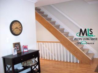 754 Oak Brook Ridge Drive Rochester, MI 48307 - Photo 6 of 12 405832-5.JPG