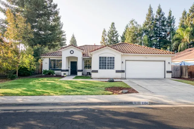 $599,500 | 2334 Sierra Madre Avenue, Clovis, CA 93611