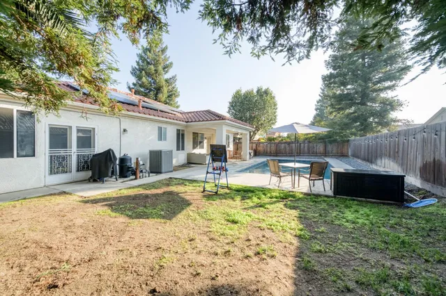 $599,500 | 2334 Sierra Madre Avenue, Clovis, CA 93611